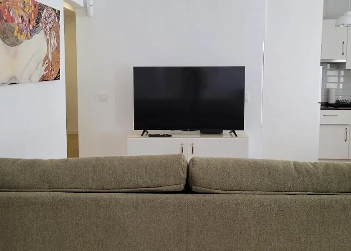 Iglesia De Santiago Ii